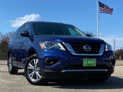 2020 Nissan Pathfinder S