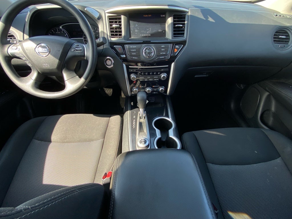 2020 Nissan Pathfinder S