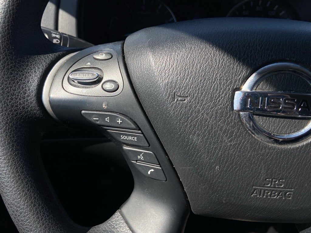 2020 Nissan Pathfinder S