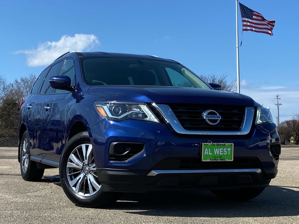 2020 Nissan Pathfinder S