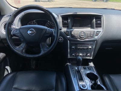 2020 Nissan Pathfinder SL