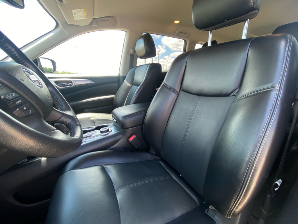 2020 Nissan Pathfinder SL