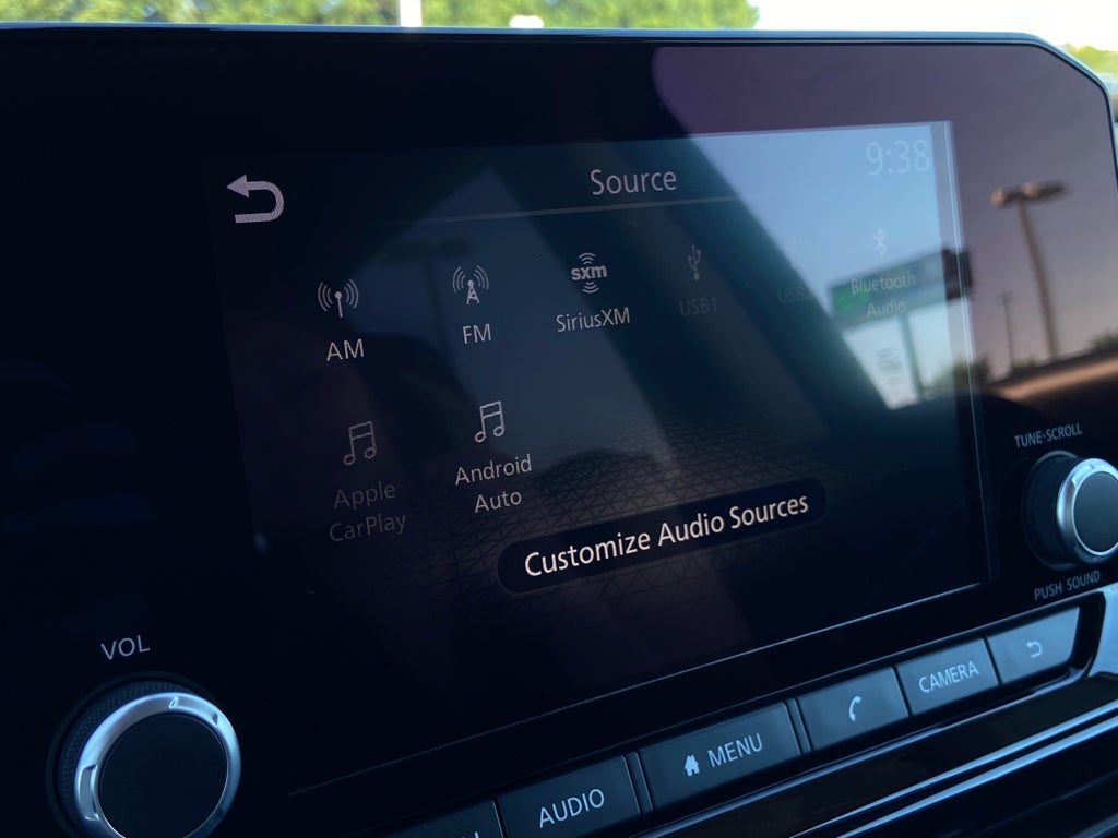 2025 Nissan Pathfinder SV
