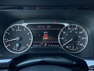 2024 Nissan Pathfinder SV