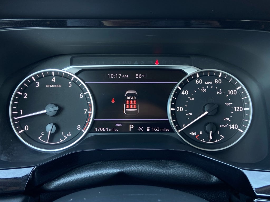 2024 Nissan Pathfinder SV