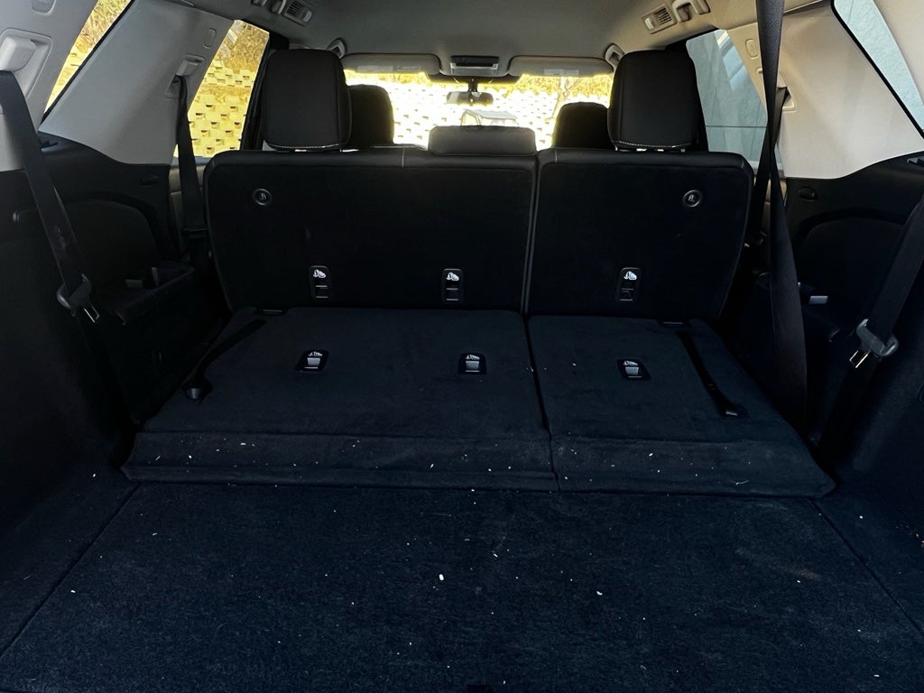 2024 Nissan Pathfinder SV