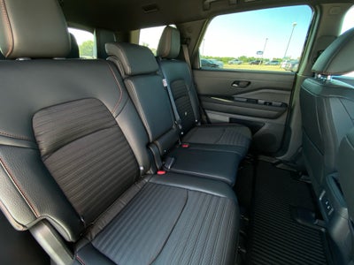 2026 Nissan Pathfinder Rock Creek®