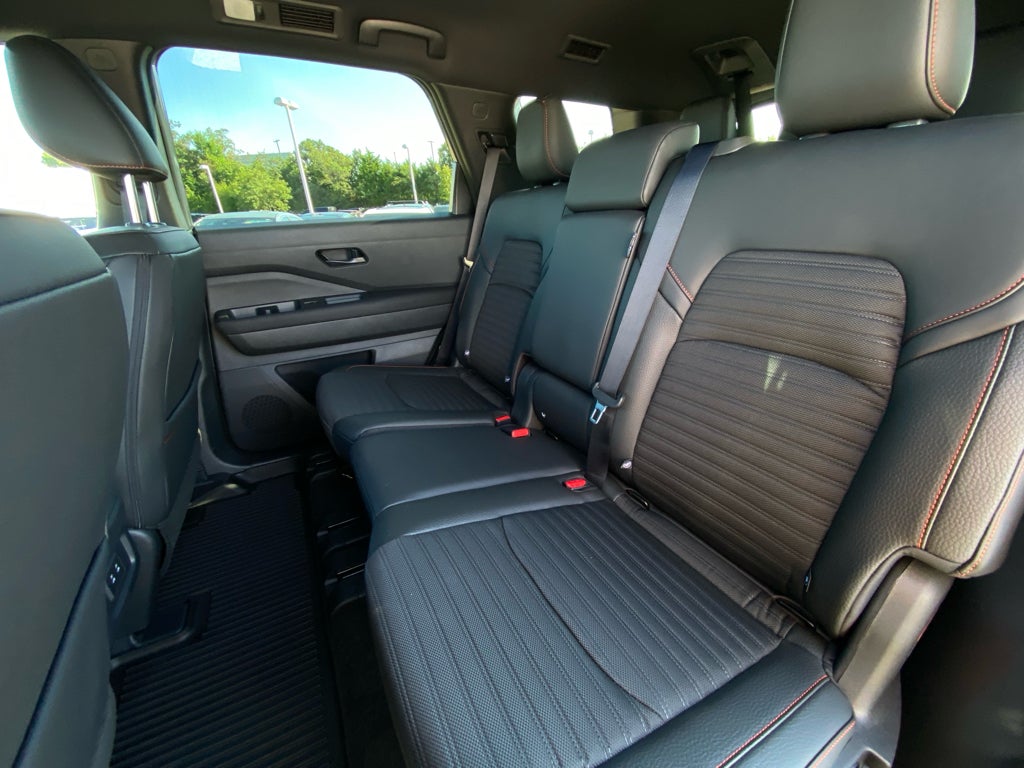 2026 Nissan Pathfinder Rock Creek®