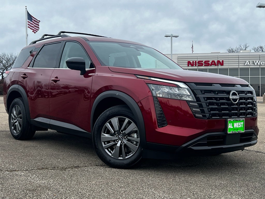 2026 Nissan Pathfinder SV