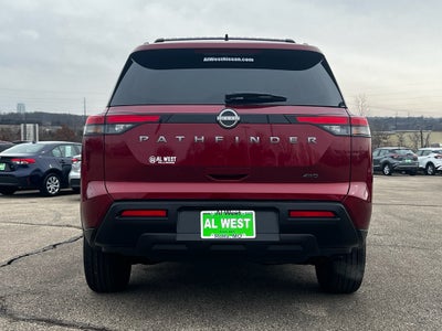 2026 Nissan Pathfinder SV