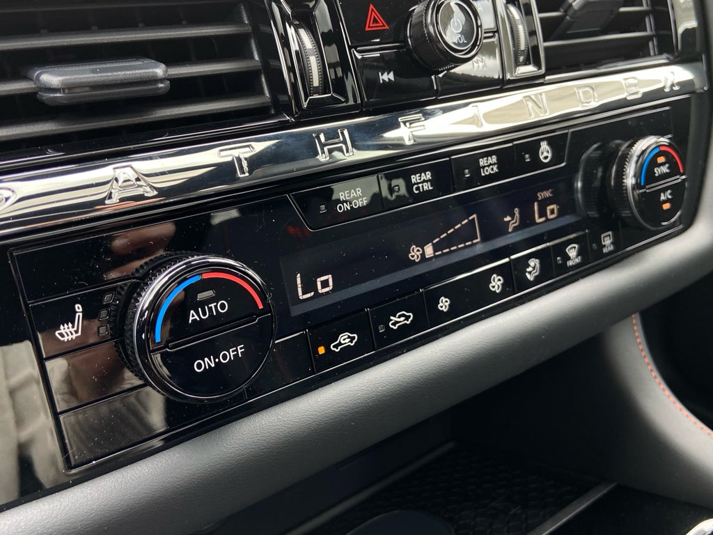 2026 Nissan Pathfinder Rock Creek®