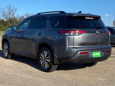 2026 Nissan Pathfinder SL