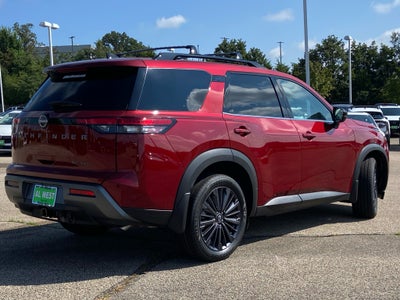 2026 Nissan Pathfinder SL