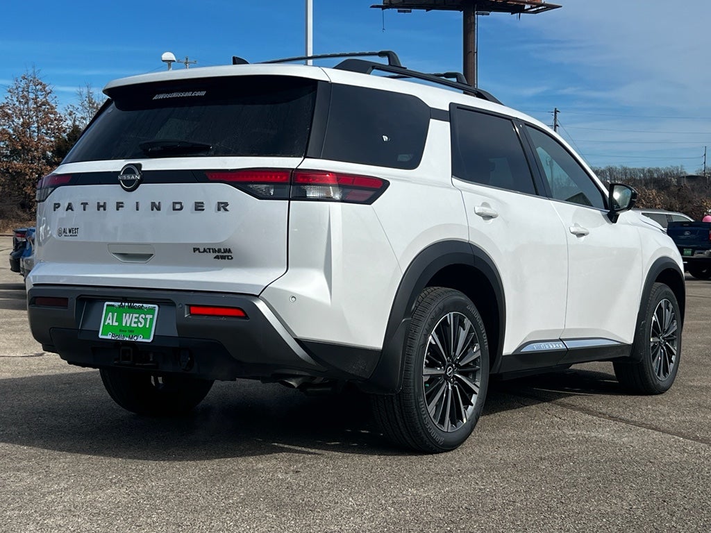 2026 Nissan Pathfinder Platinum