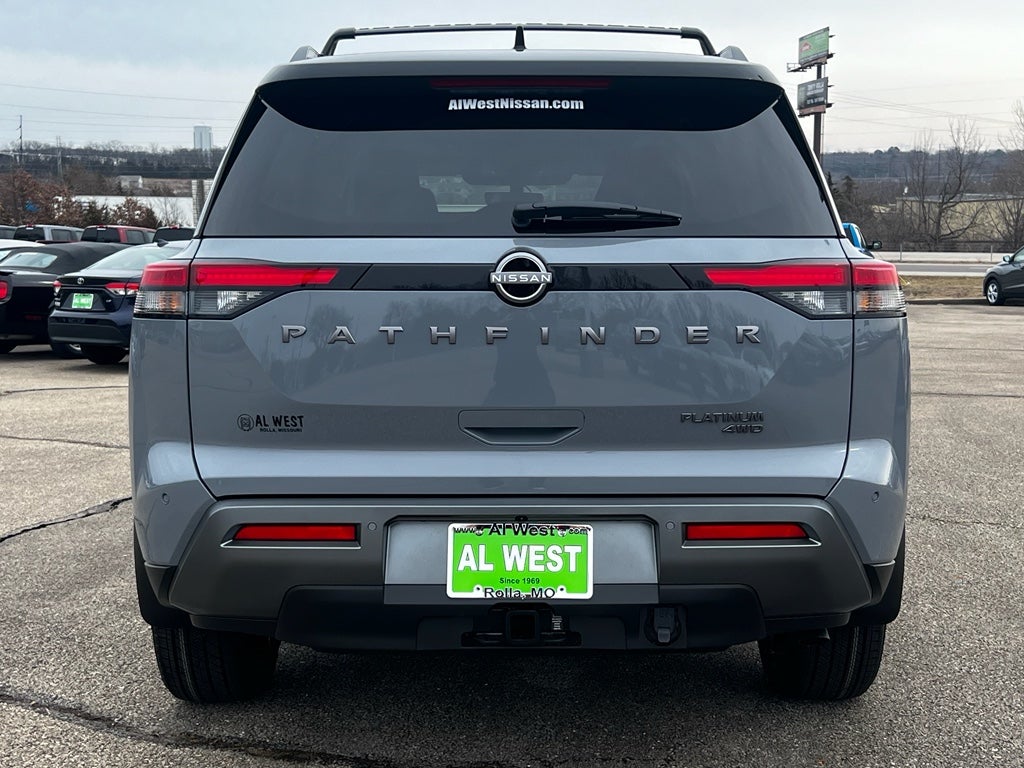 2026 Nissan Pathfinder Platinum