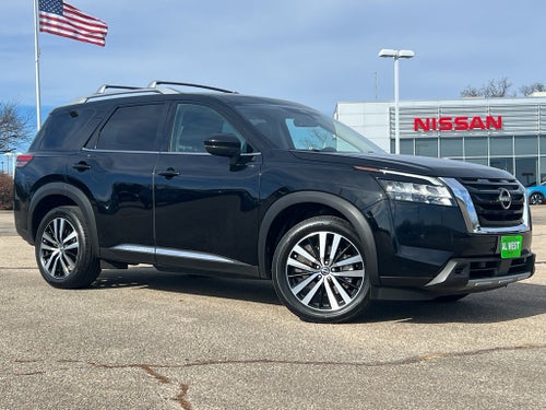 2023 Nissan Pathfinder Platinum