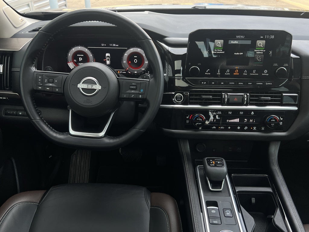 2023 Nissan Pathfinder Platinum