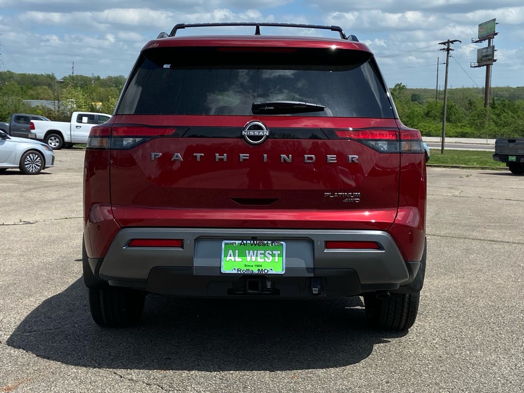 2026 Nissan Pathfinder Platinum