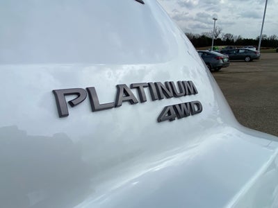 2026 Nissan Pathfinder Platinum
