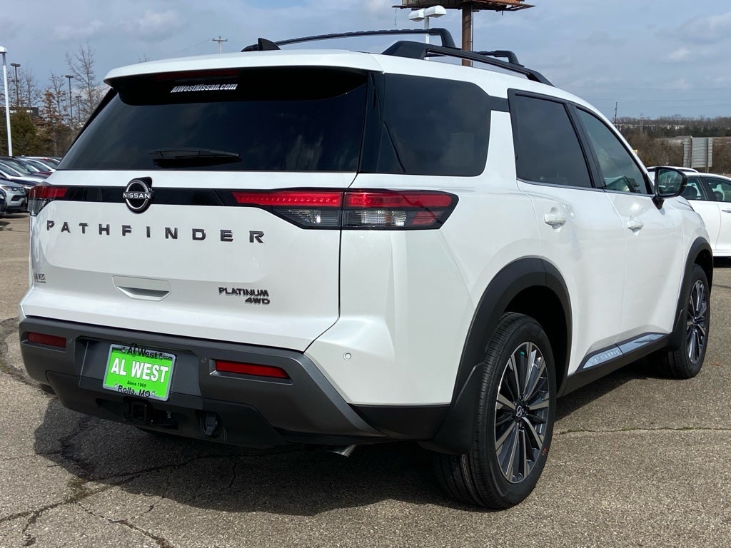 2026 Nissan Pathfinder Platinum