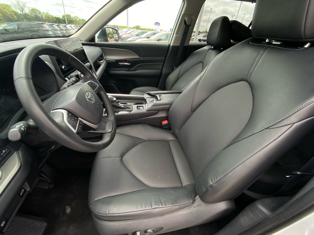 2025 Toyota Grand Highlander XLE