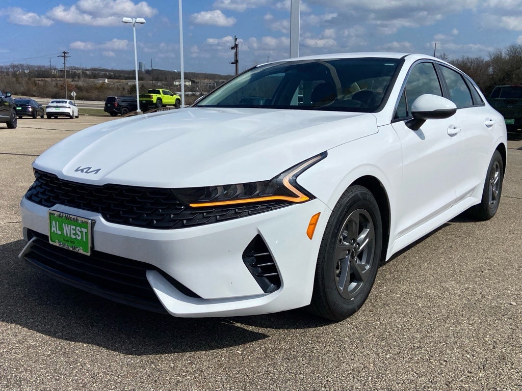 2023 Kia K5 LXS