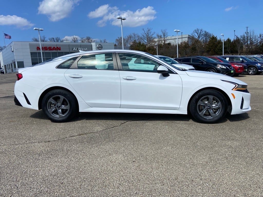 2023 Kia K5 LXS