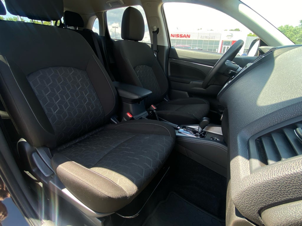 2024 Mitsubishi Outlander Sport ES