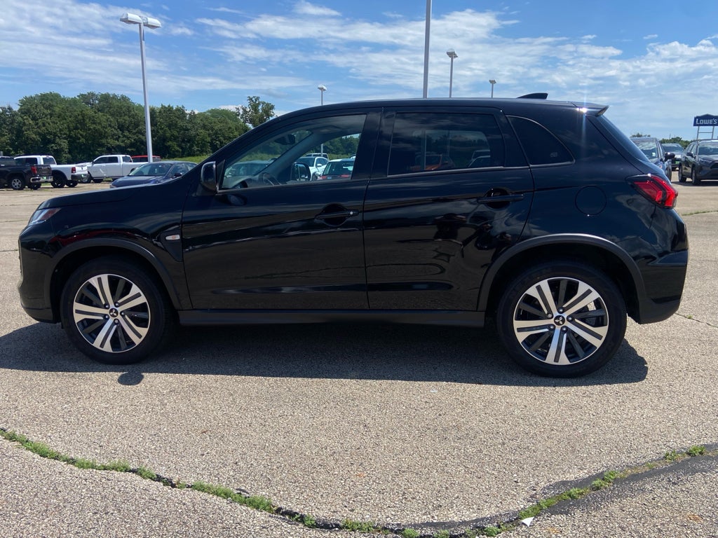 2024 Mitsubishi Outlander Sport ES
