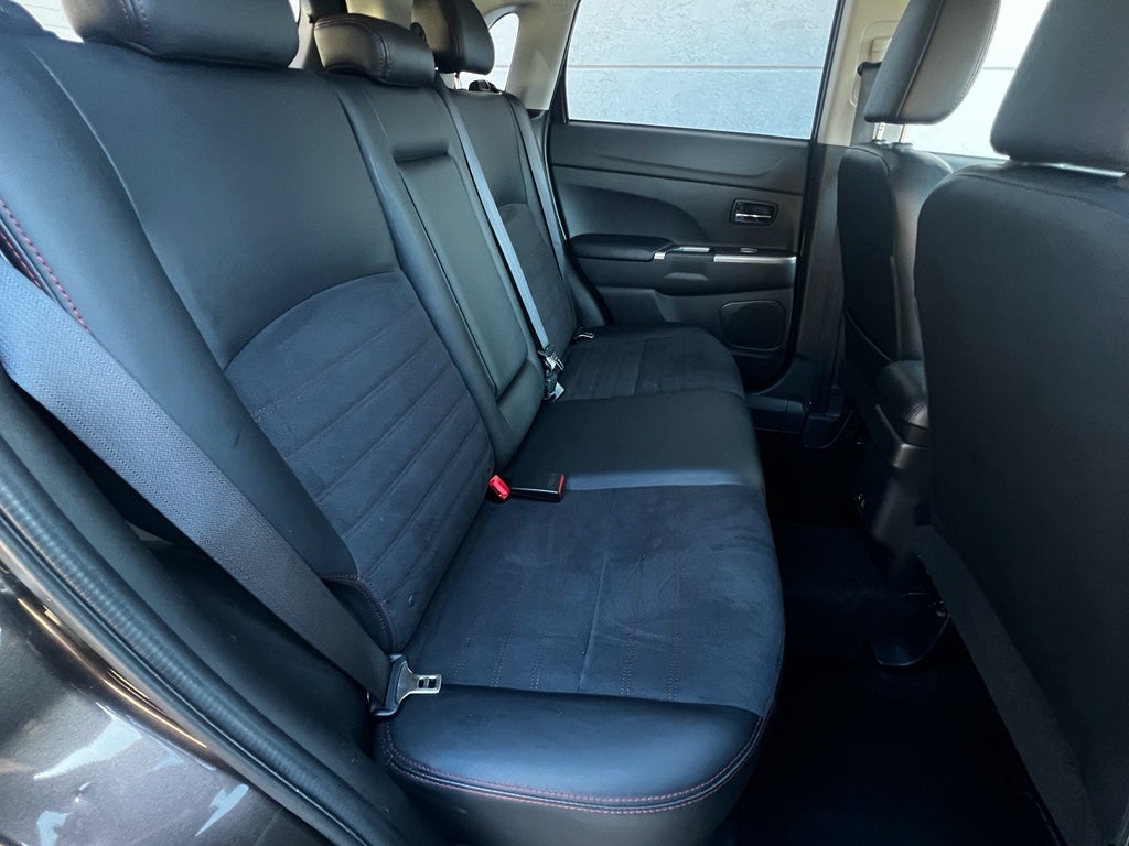 2024 Mitsubishi Outlander Sport Base