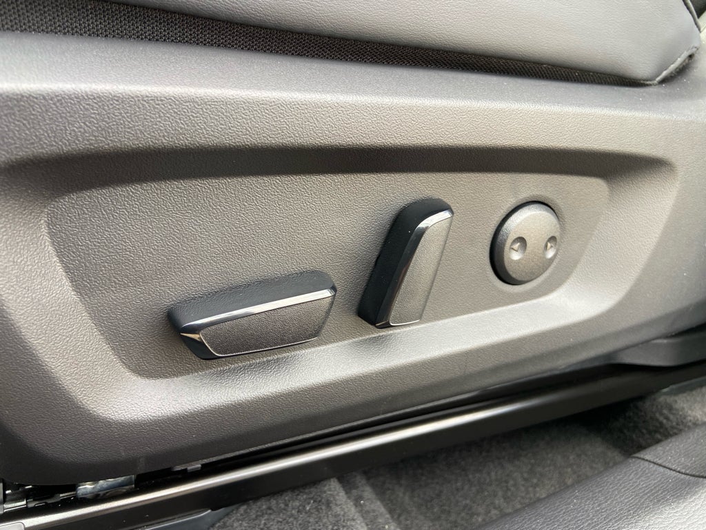 2026 Nissan ROGUE PHEV SL