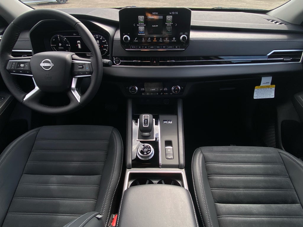 2026 Nissan ROGUE PHEV SL