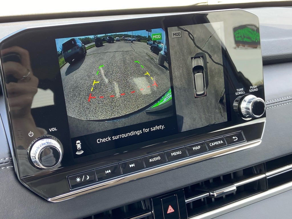 2026 Nissan ROGUE PHEV SL