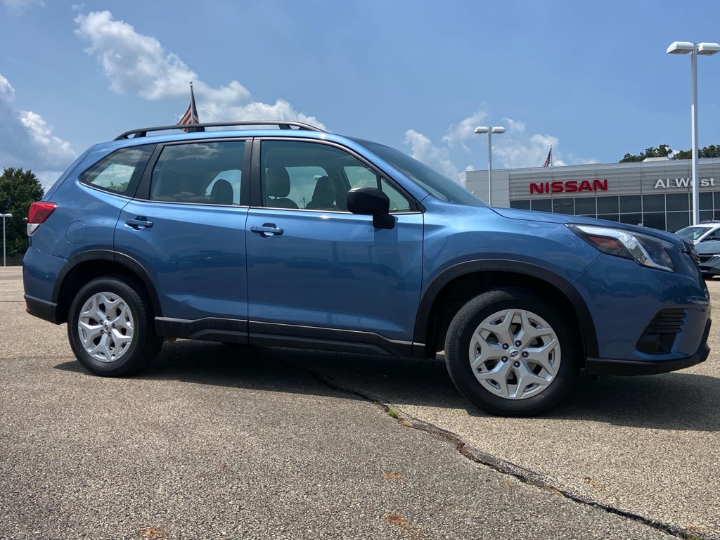 2023 Subaru Forester Base