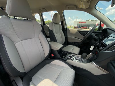 2023 Subaru Forester Base