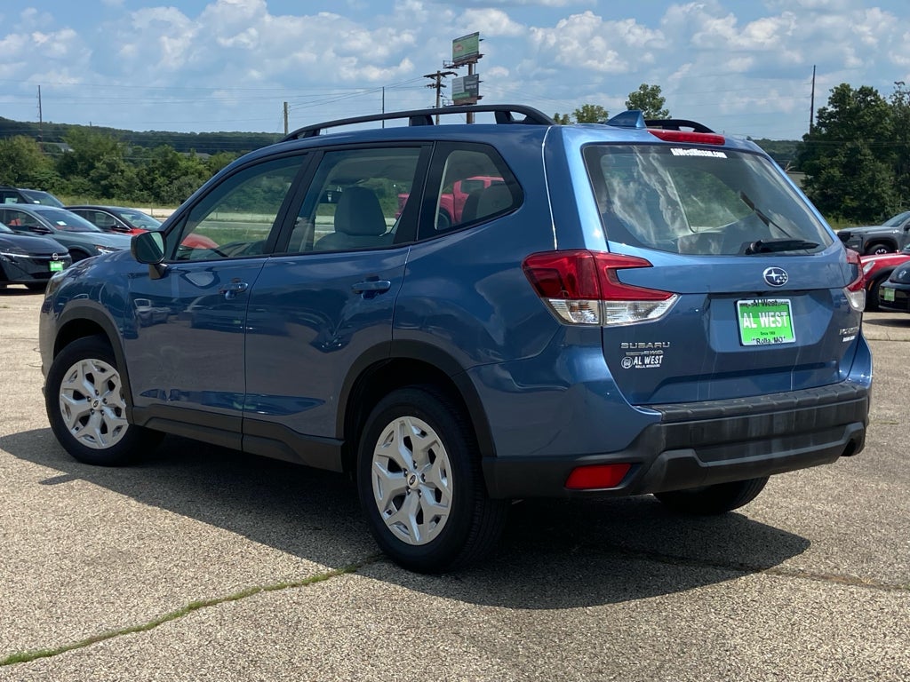 2023 Subaru Forester Base