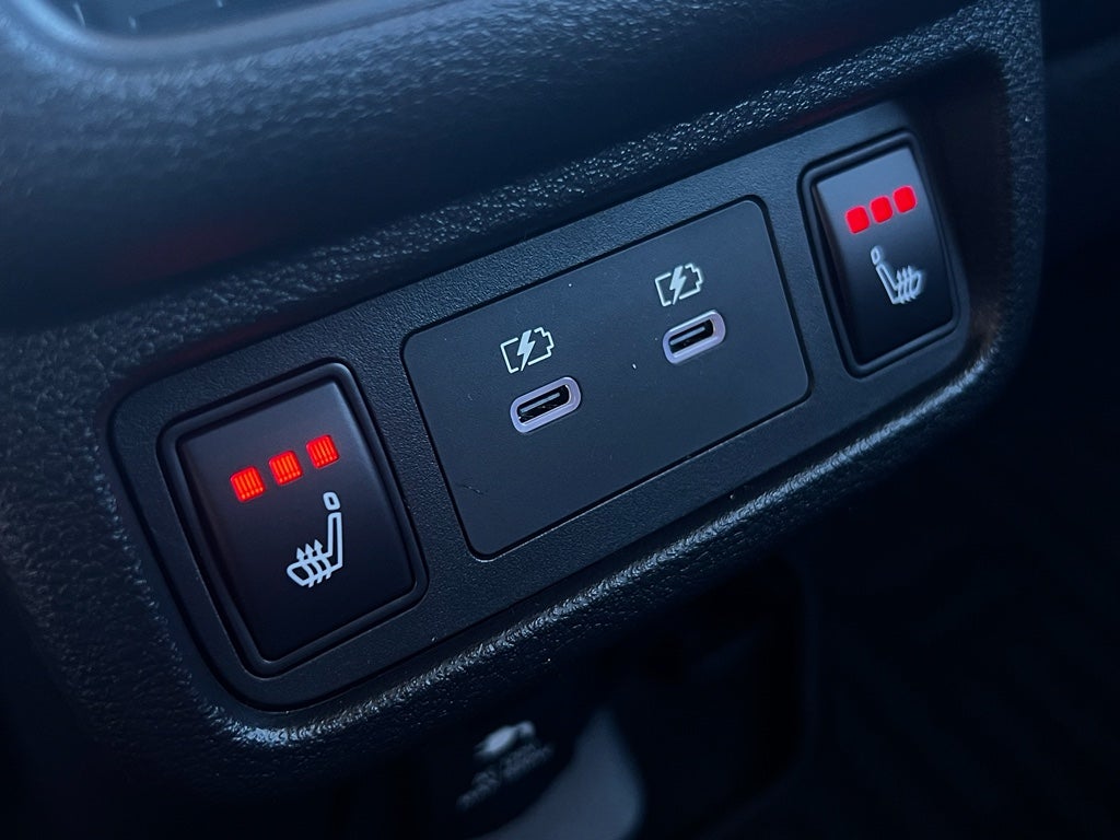 2026 Nissan LEAF Platinum+