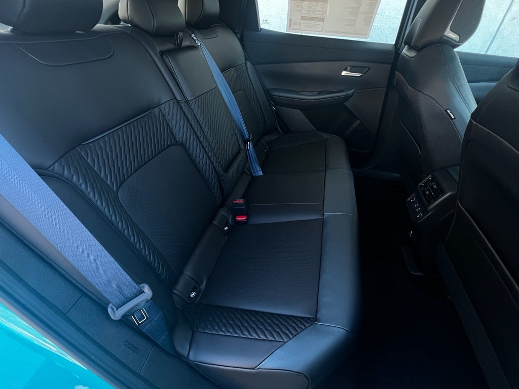 2026 Nissan LEAF Platinum+