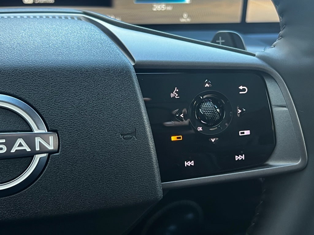 2026 Nissan LEAF Platinum+