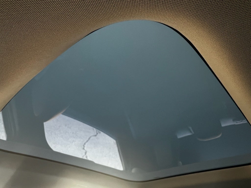 2026 Nissan LEAF Platinum+