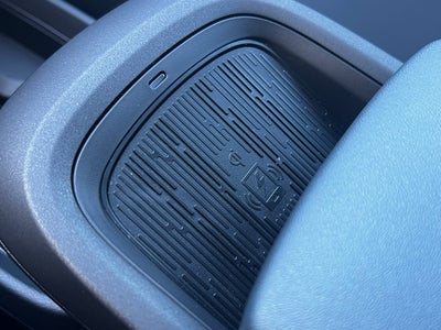 2026 Nissan LEAF Platinum+