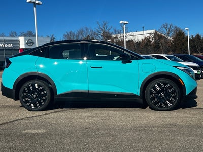 2026 Nissan LEAF Platinum+