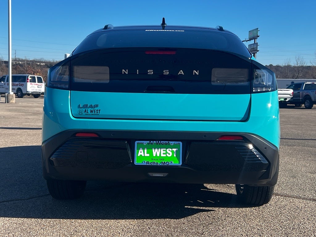 2026 Nissan LEAF Platinum+