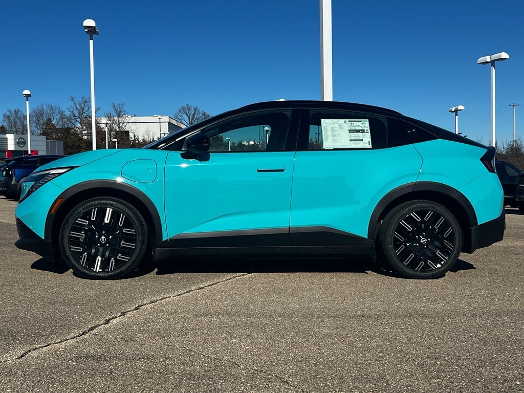 2026 Nissan LEAF Platinum+