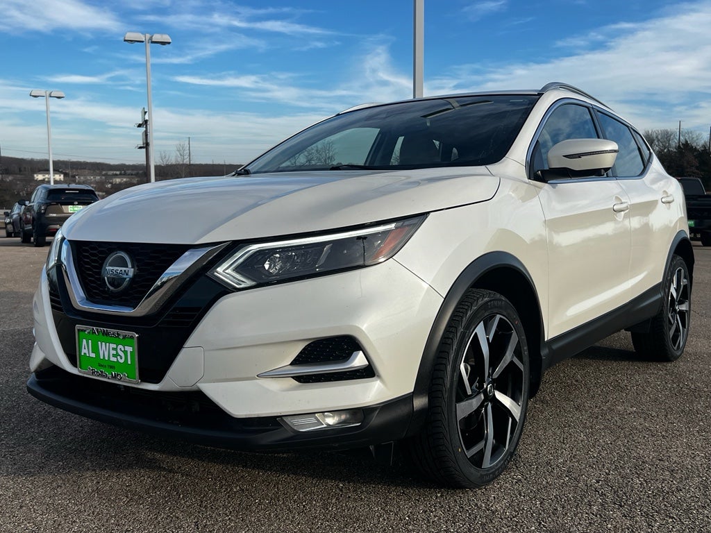 2022 Nissan Rogue Sport SL
