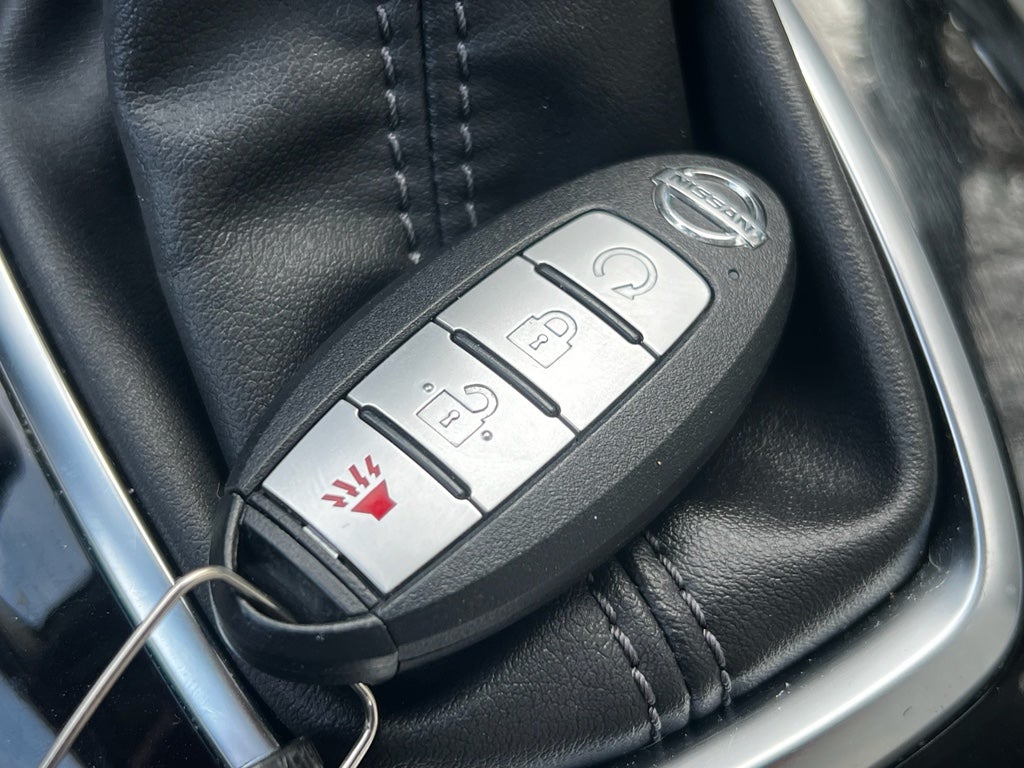 2022 Nissan Rogue Sport SL