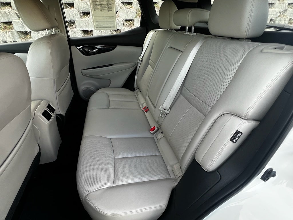 2022 Nissan Rogue Sport SL