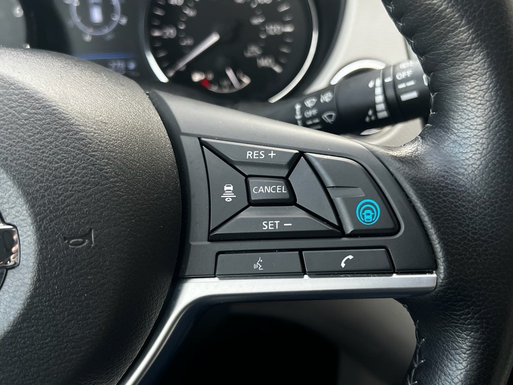 2022 Nissan Rogue Sport SL