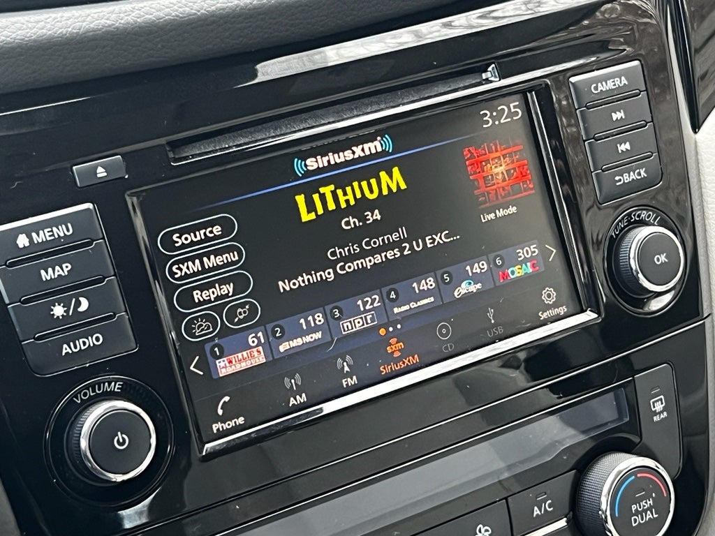 2022 Nissan Rogue Sport SL