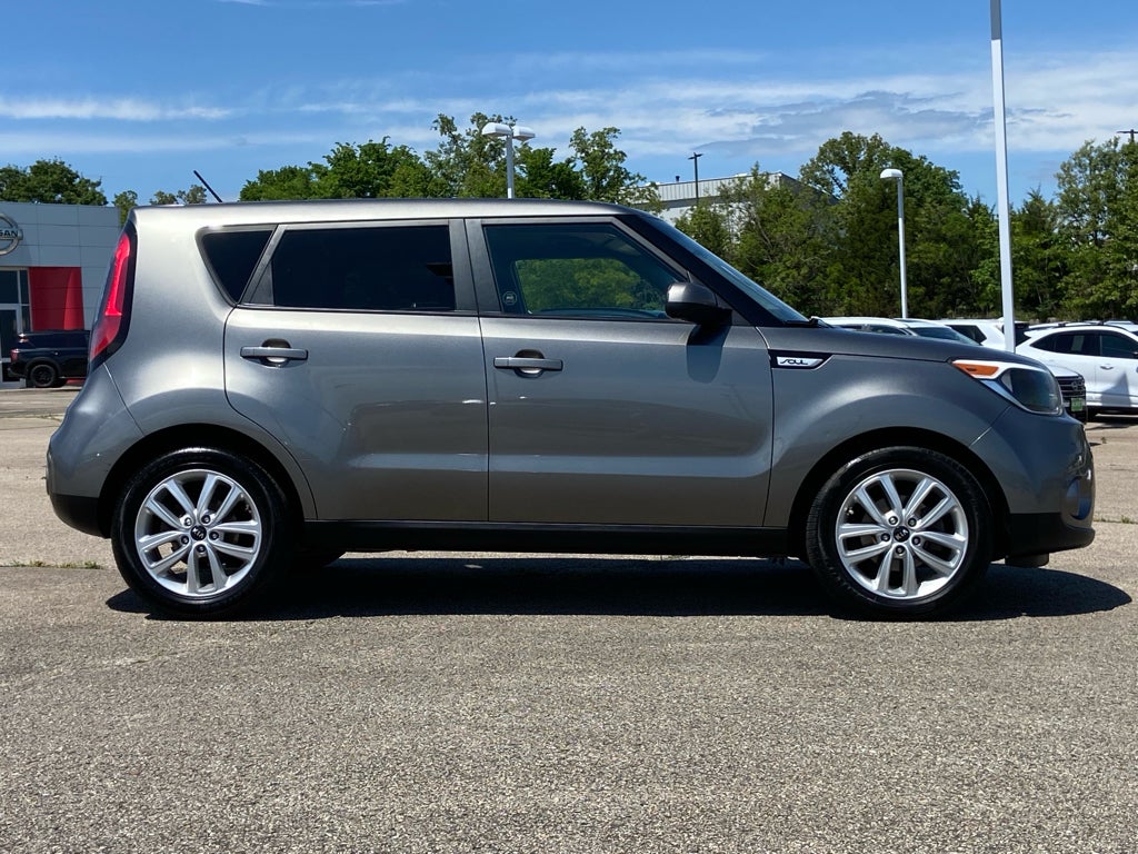 2019 Kia Soul +